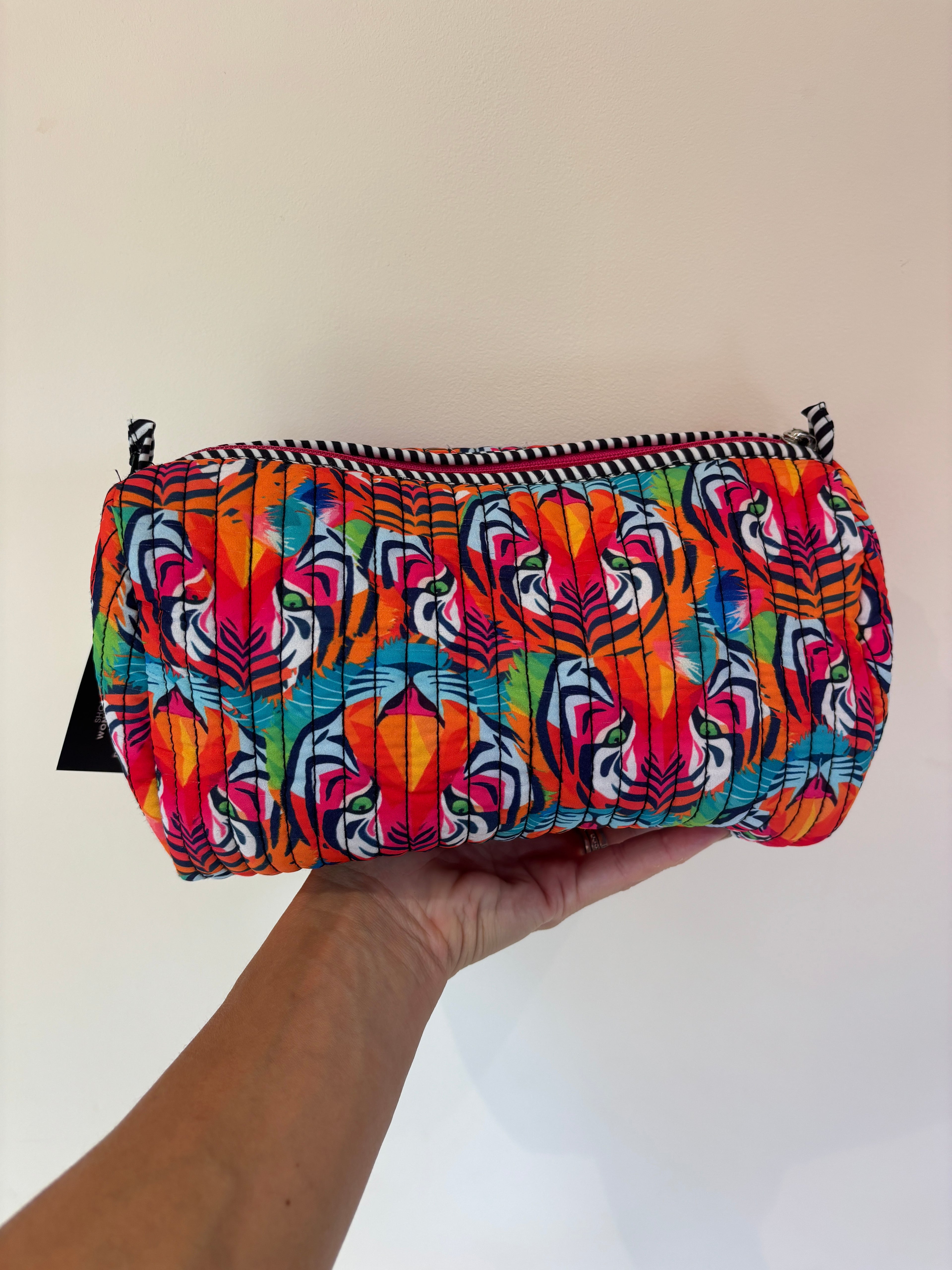 Wild Tiger Reversible Organiser Bag
